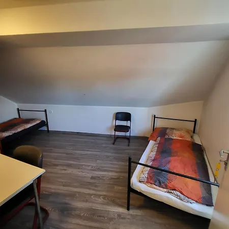 Jelinski Beherbergungsstaetten Homestay