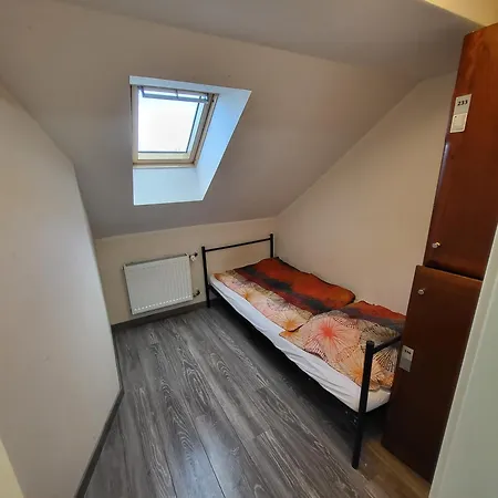 Jelinski Beherbergungsstaetten Homestay